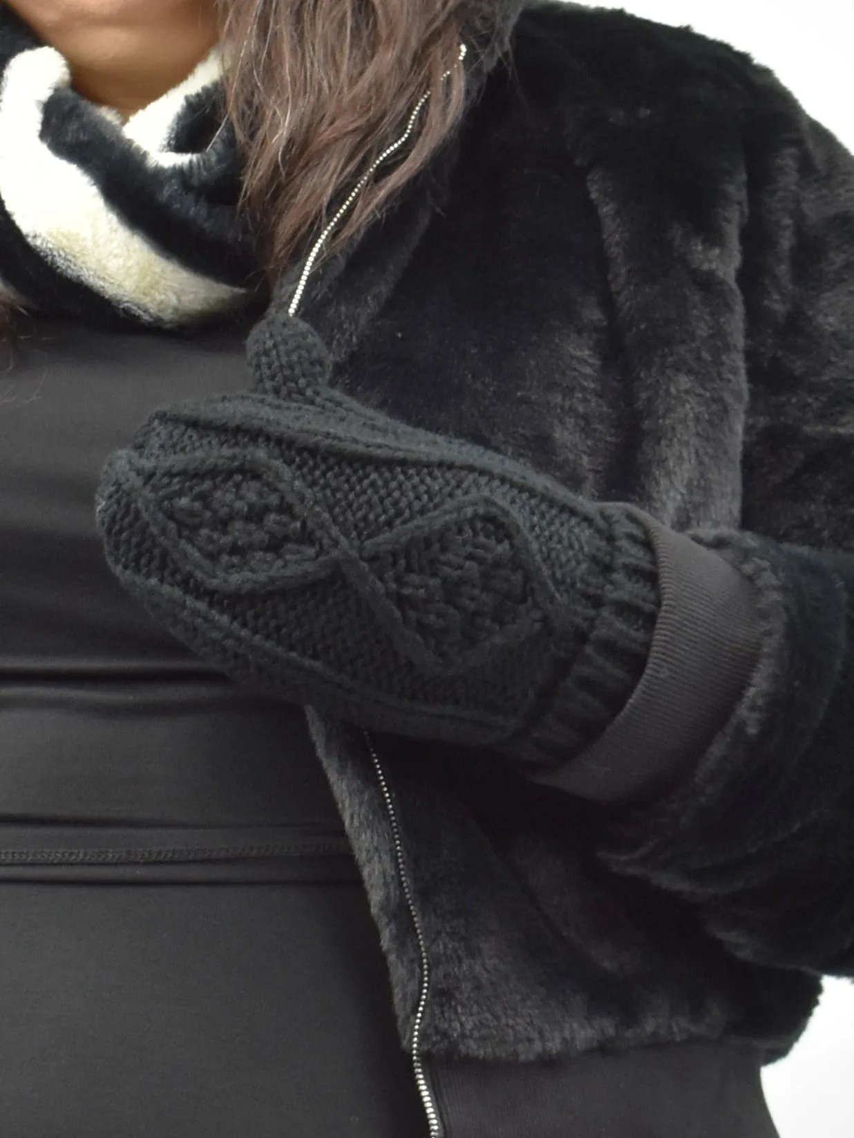 Cup of Cocoa Cable Knit Mittens