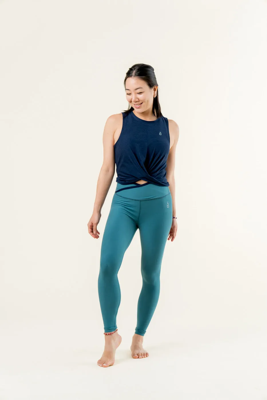 Featherweight Intersect Cropped Tank - Nocturnal Navy