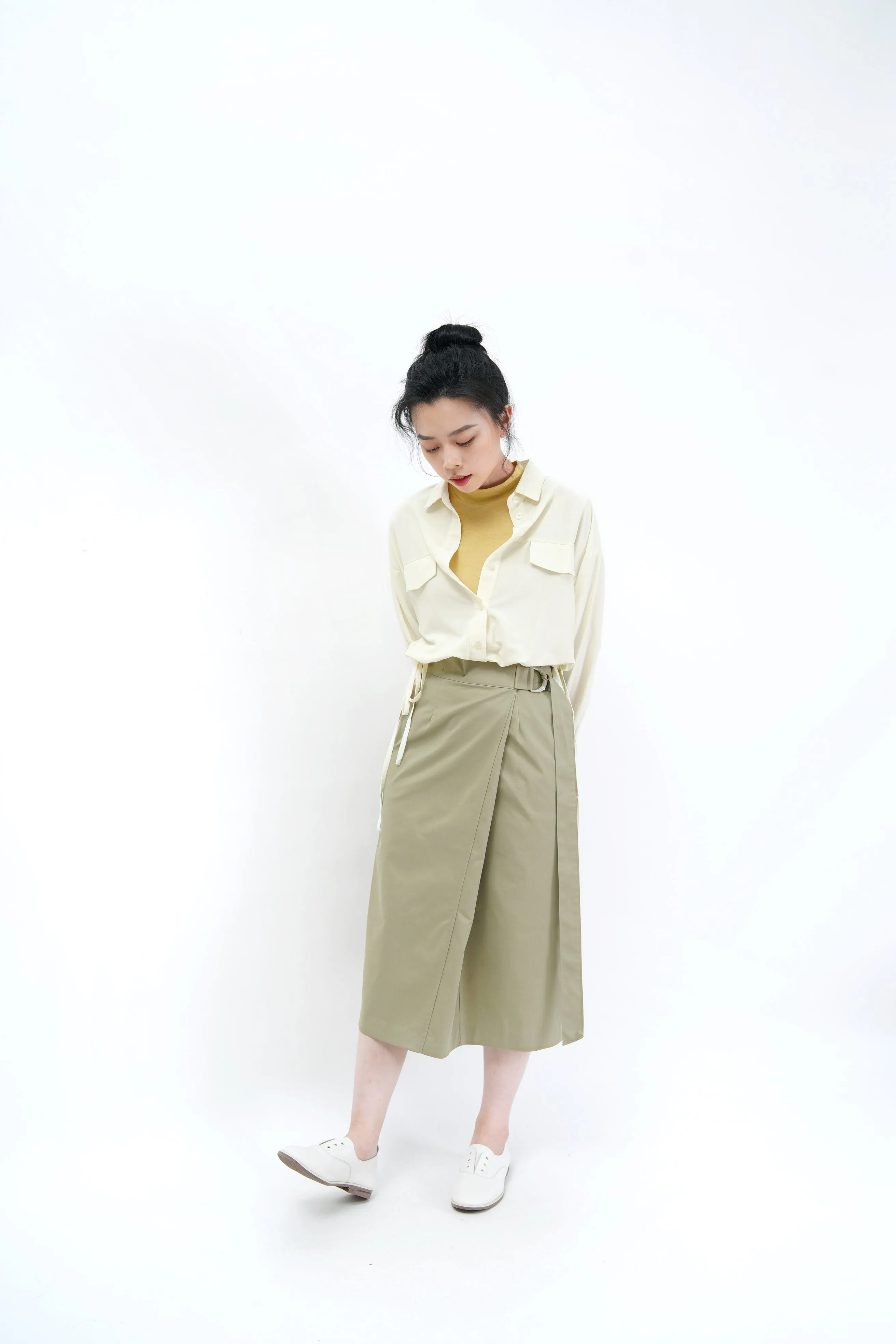 Lemon chiffon crop blouse in string hem