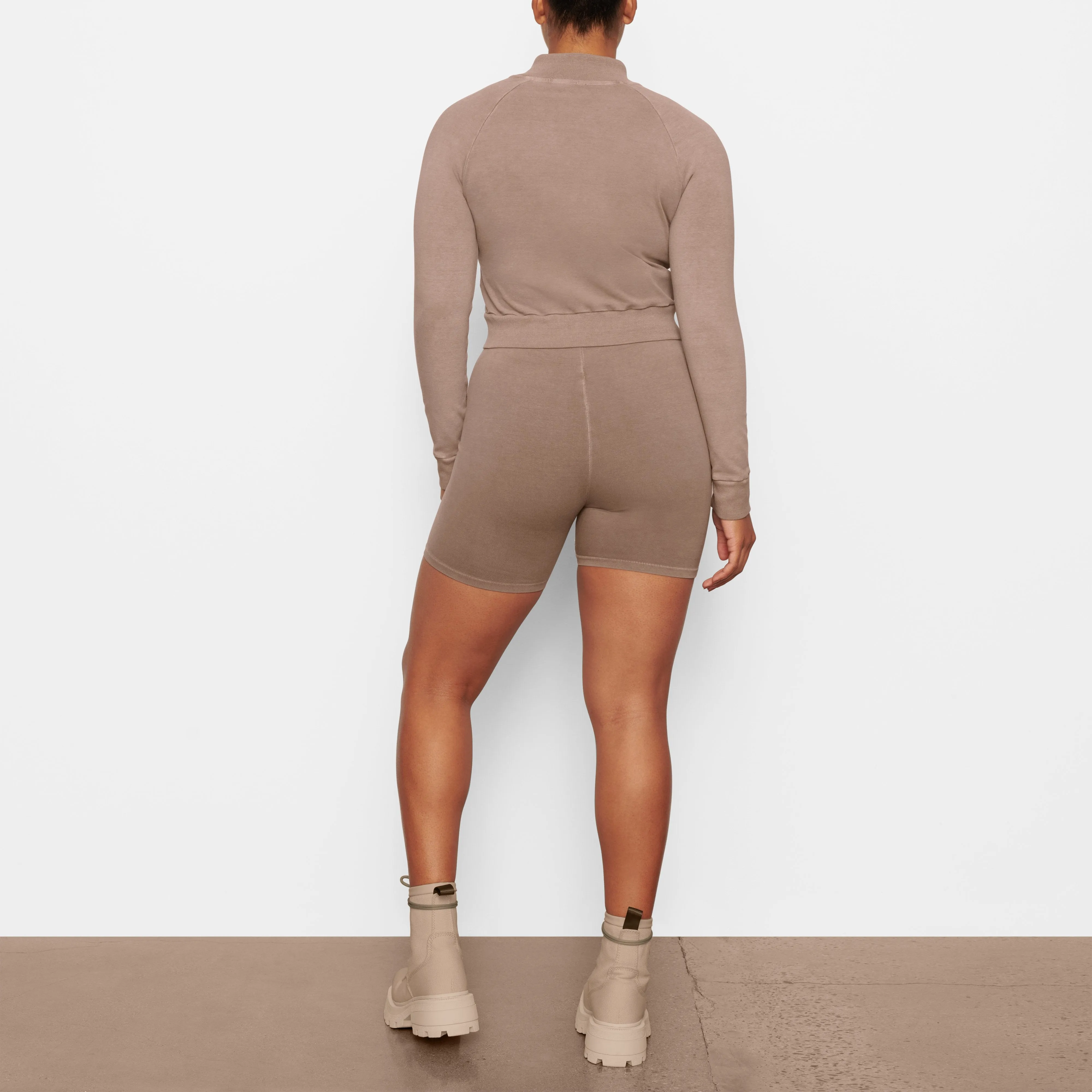 OUTDOOR BASICS TRACK JACKET | DESERT